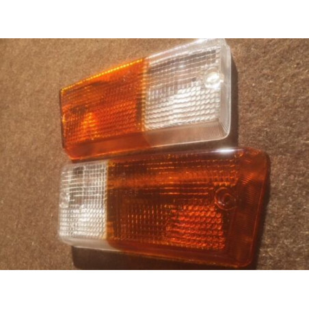 2 CABOCHONS DE CLIGNOTANTS AV NEUF RENAULT 5 ALPINE