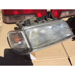 LOT DE PHARES ET FEUX PEUGEOT 405 GR