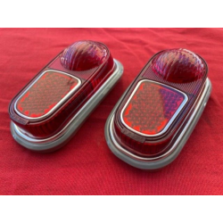 2 FEUX ARRIERE NEUF RENAULT DAUPHINE TOUT MODELE