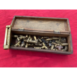 LOT DE RACCORDS LAITON DIVERS AUTOMOBILE RENAULT PEUGEOT CITROEN PANHARD