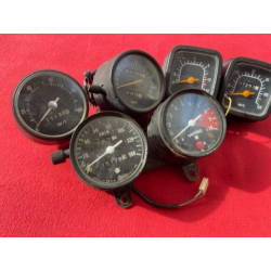 LOT DE COMPTEURS DIVERS ORIGINAUX MOTO SUZUKI YAMAHA HONDA KAWAZAKI JAPAN