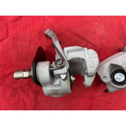 2 étriers neuf arrière droit et gauche améliorés Ø 32mm ALPINE A110 R8 GORDINI