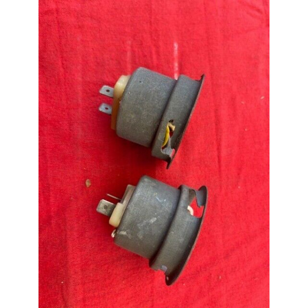 2 embouts de phares neuf original BMW 3.0 CS CSI