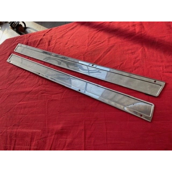 2 habillages bas de porte chrome CITROEN SM