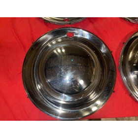 4 enjoliveurs neuf original Citroën DS 19 20 21 ou 23 confort