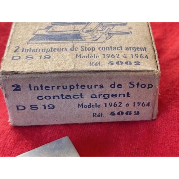 2 interrupteurs de stop neuf origine Citroën DS19 1ère génération