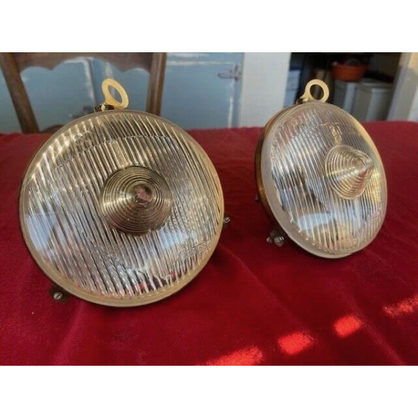 2 anti brouillard Marchal 8760 neuf - fog lamps Ferrari 250 Porsche 917 Maserati