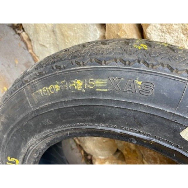 Pneu Michelin 180-380 XAS Citroën DS 19 ou 21 Pallas cabriolet berline