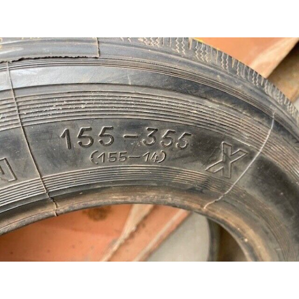 Pneu Michelin 155-14 X neuf Citroën Renault Peugeot 204 304