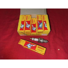 Lot de 12 bougies neuves origine Bosch W6D Citroën SM Maserati Merak