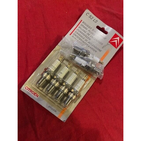 Lot de 6 bougies neuves origine Citroën SM Maserati Merak
