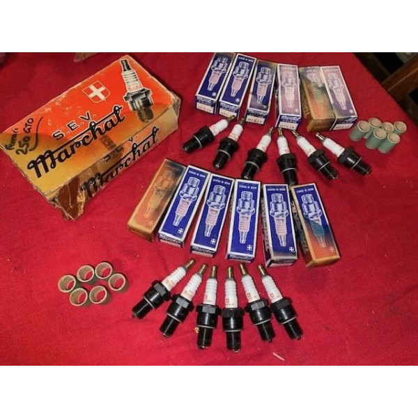 Lot de 12 bougies neuves origine Marchal HFS34 Ferrari 250 GTO V12 Colombo