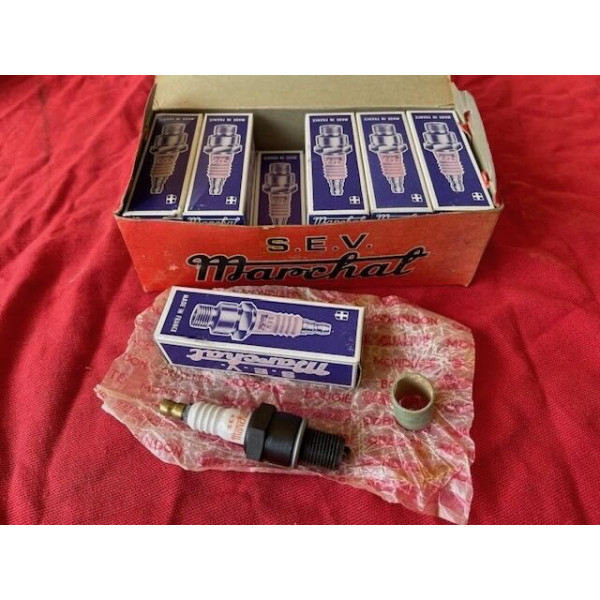 Lot de 12 bougies neuves origine Marchal H34F Ferrari 250 GTO V12 Colombo