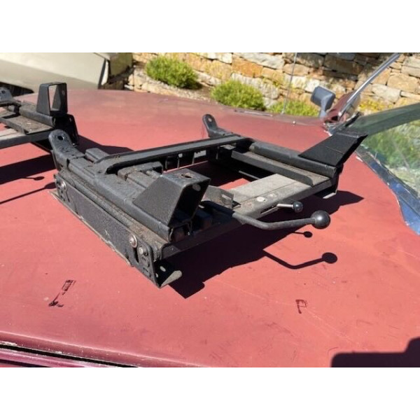 2 supports de sièges origine Citroën SM Maserati