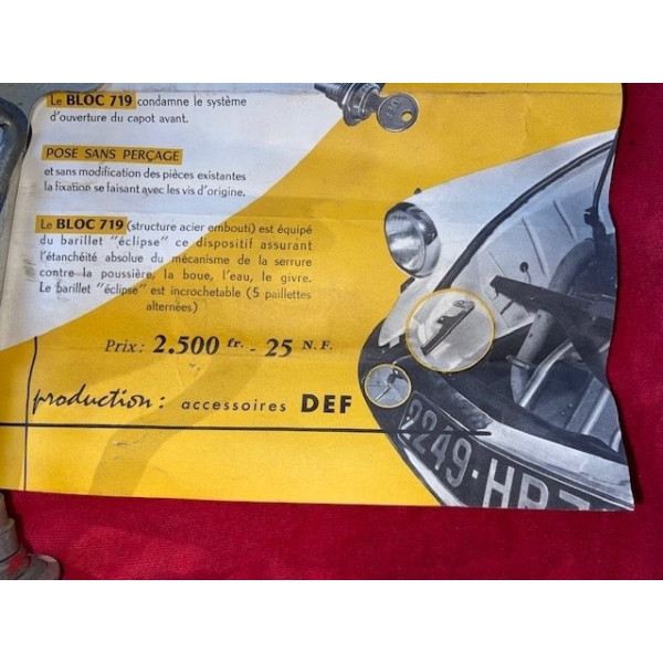 Accessoire neuf original serrure capot avant Citroën ID DS 19 ou 21 maxi 1967