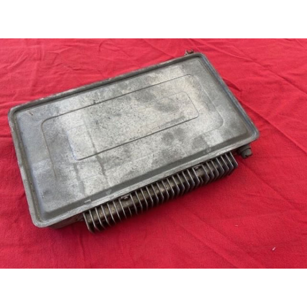 Boîtier injection électronique Bosch origine Citroën SM Maserati