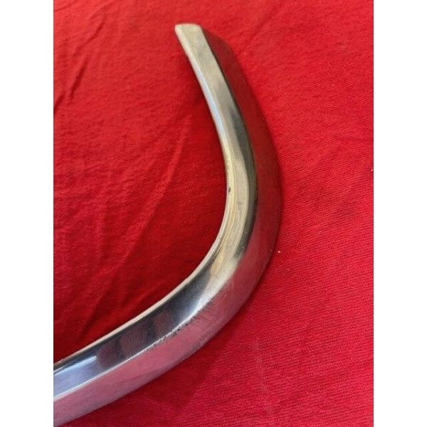 Jonc chrome d'aile avant gauche original Citroën SM Maserati