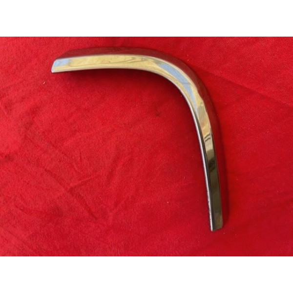 Jonc chrome d'aile avant gauche original Citroën SM Maserati