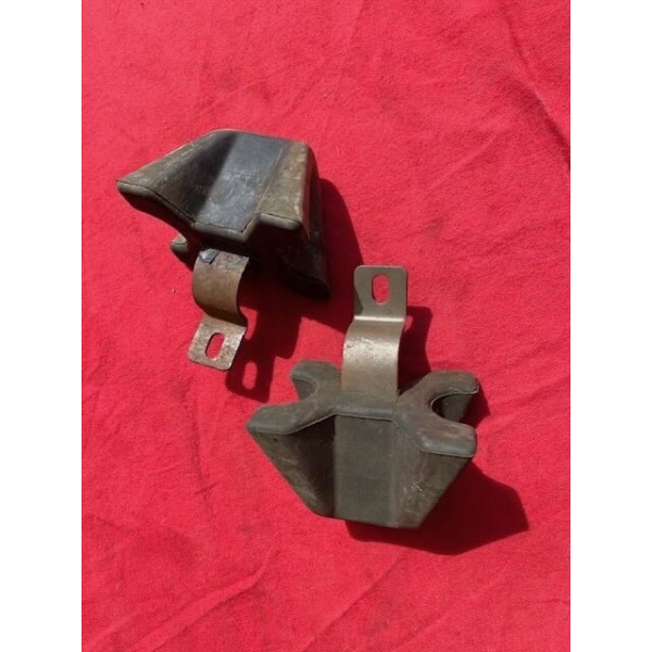 2 supports centreur échappement central neuf origine Citroën SM Maserati