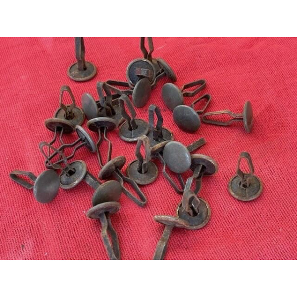 Lot d'agrafes habillage capot origine Citroën SM Maserati