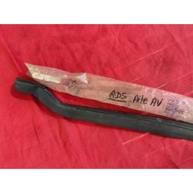 Joint neuf origine entre aile avant G et pare choc AV Citroën ID DS 1968 à 75