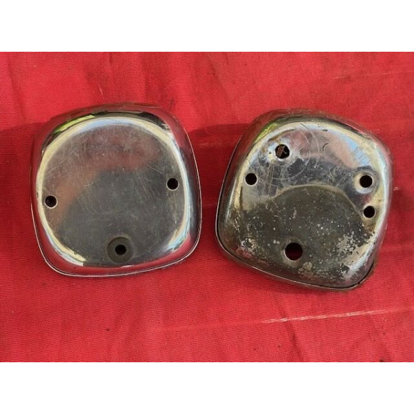 2 feux arrière accessoire Ferrand Citroën Traction avant 11 et 15/6 Delage