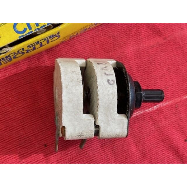 Potentiomètre éclairage tableau de bord neuf origine Citroën SM Maserati Merak