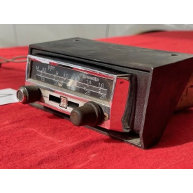 Petite radio Autovox sur console accessoire origine Citroën ID DS 1970 à 1975