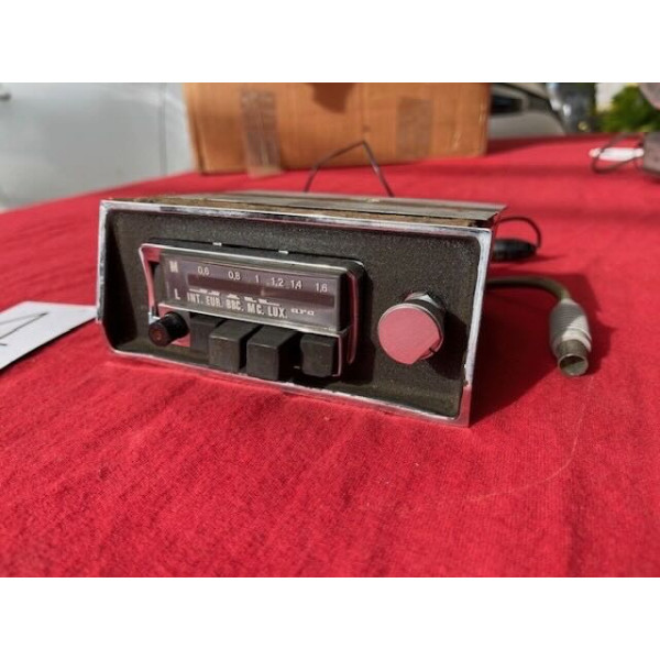 Petite radio Ara avec façade accessoire origine Citroën ID DS 1970 à 1975