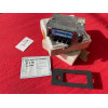 Petite radio Ara neuve avec façade accessoire origine Citroën ID DS 1970 à 1975