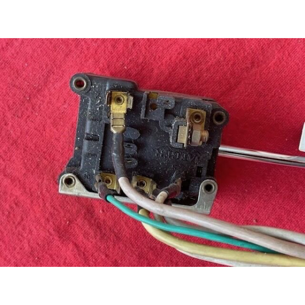 Commodo de phares Gelbon neuf origine Renault 4 ou 5
