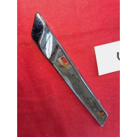 Support de sigle custode latéral Citroën SM Maserati