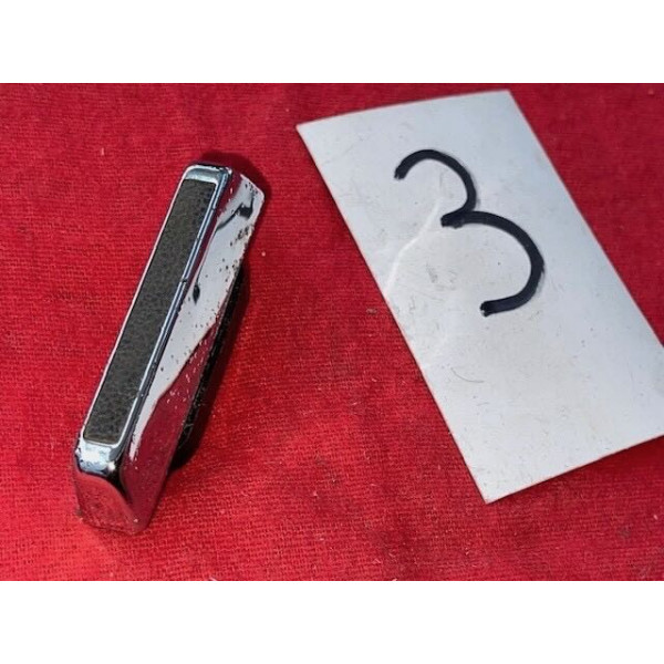 Bouton d'ouverture de boîte à gants origine Citroën ID DS 19 ou 21 1962 à 1968