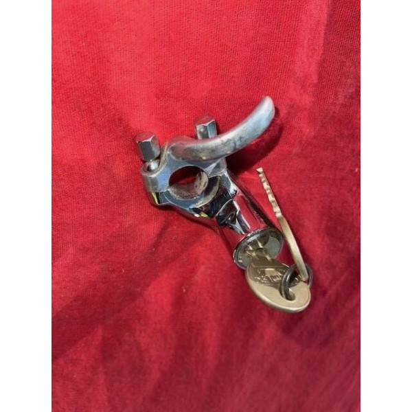 Accessoire antivol neuf d'époque Citroën ID DS 19 ou 21 Pallas 1956 à 1969