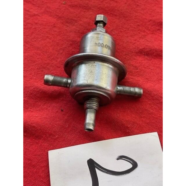 Régulateur pression essence Bosch origine Renault Mercedes Citroën Porsche BMW