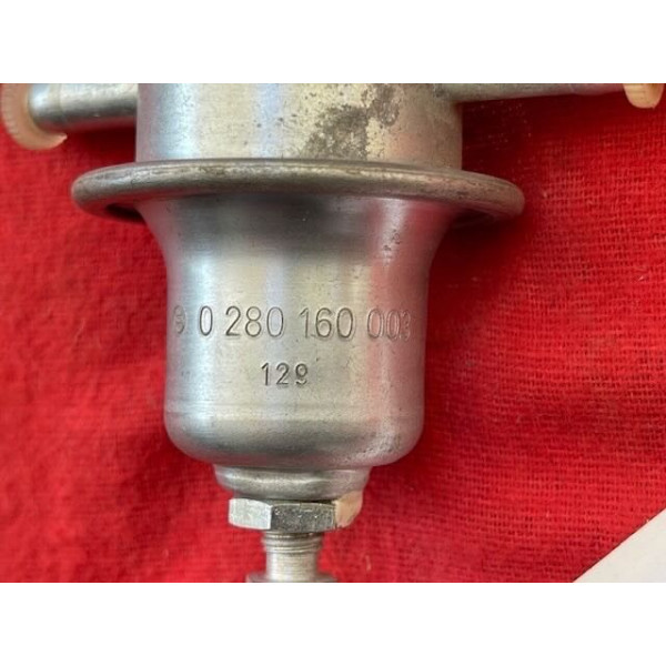 Régulateur de pression essence Bosch origine Mercedes 0280160003