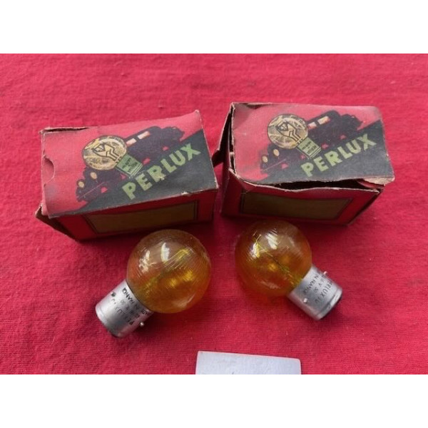 2 ampoules 12V code asymétrique Renault Peugeot Citroën Panhard Ford Fiat Alfa