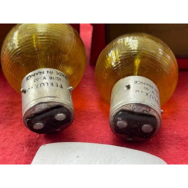 2 ampoules 12V code asymétrique Renault Peugeot Citroën Panhard Ford Fiat Alfa
