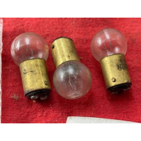 Lot de 3 ampoules neuves 2 plots 1 filament 15W 6 volts Citroën Renault Peugeot