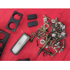 Lot accastillage visserie et boutons de commande Citroën AX tout modèle