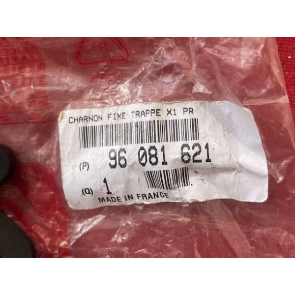 Charnière de fixation de trappe à essence neuf Citroën Xantia ph2 Activa V6