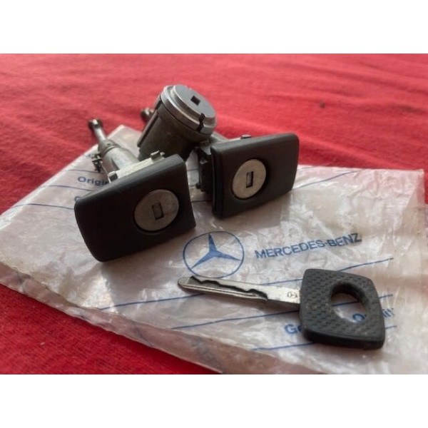 Jeu de barillets serrures portes coffre origine Mercedes 200 220 240 250 280 300