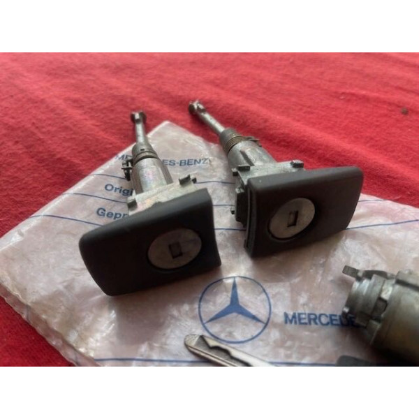 Jeu de barillets serrures portes coffre origine Mercedes 200 220 240 250 280 300