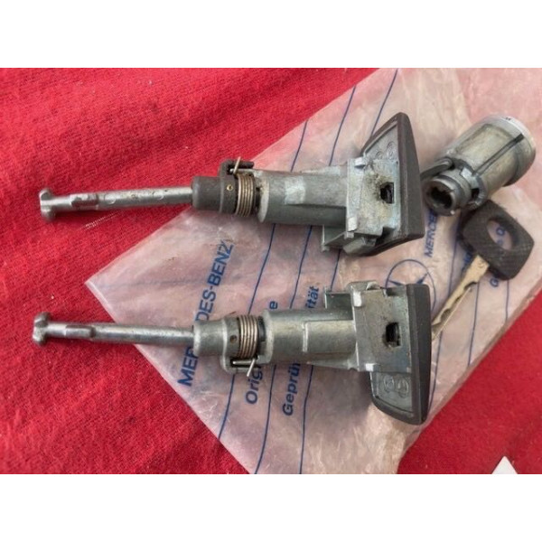 Jeu de barillets serrures portes coffre origine Mercedes 200 220 240 250 280 300