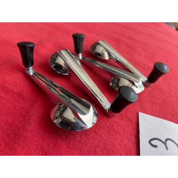 4 poignées de portes original Citroën DS 19 ou 21 Pallas 1966 à 1969
