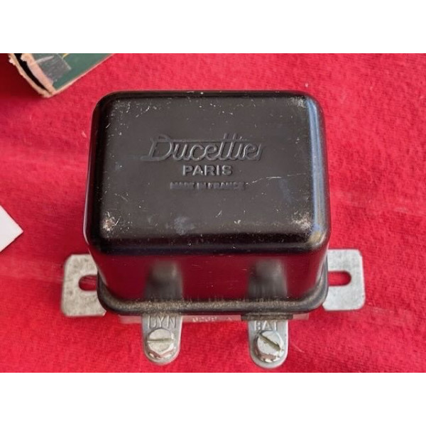 Régulateur électrique neuf 12V Ducellier 8269A Citroën Panhard Peugeot Renault