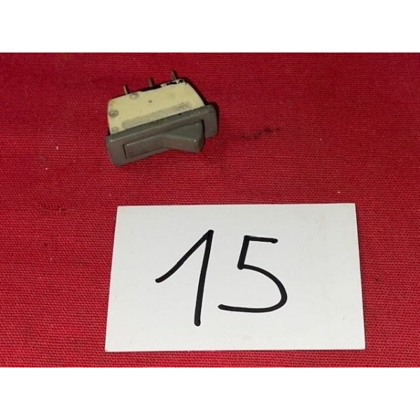 Bouton DAV tableau de bord origine Renault 8 Gordini R1135