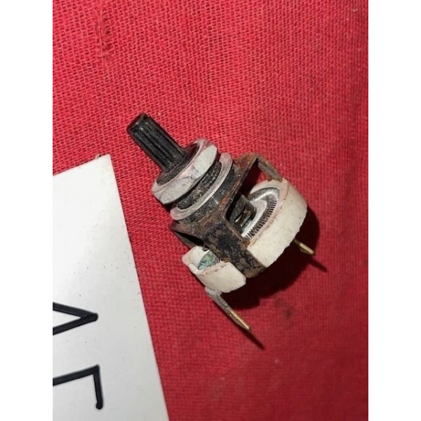 Rhéostat lumière tableau de bord Renault 8 Gordini R1135