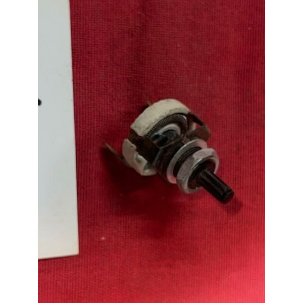 Rhéostat lumière tableau de bord Renault 8 Gordini R1135