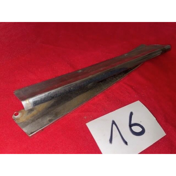 Habillage chrome gouttières arrière D et G custode original Citroën SM Maserati